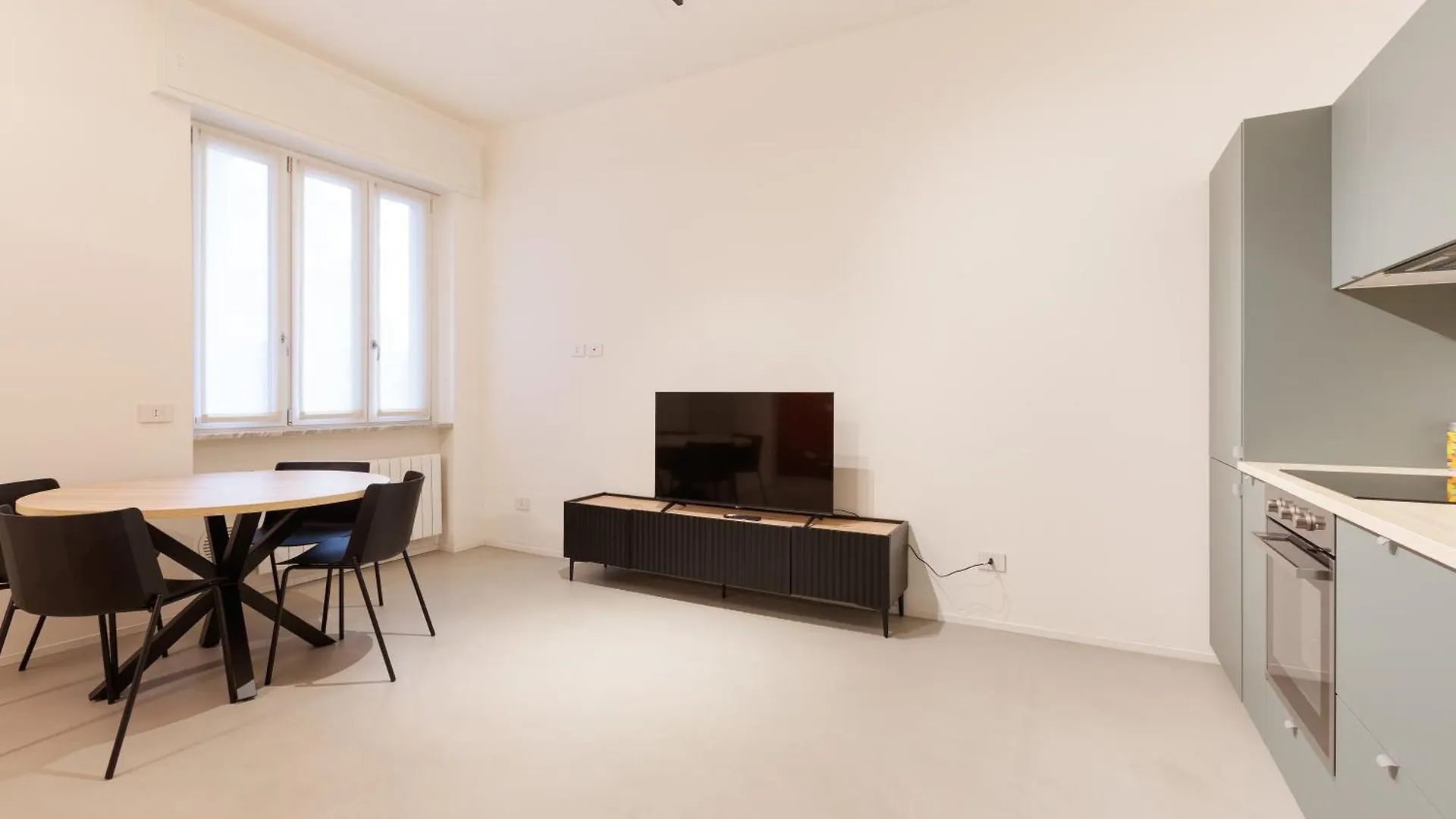Guesthost - Cozy Studio Apartment Tortona Milan 0*,  Italie